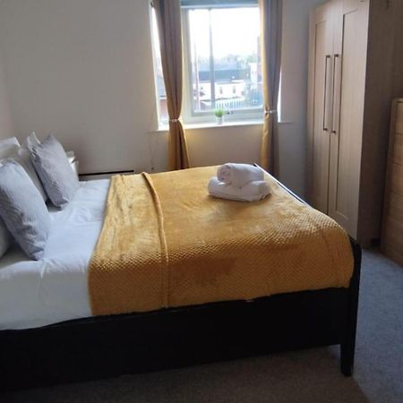Business & Leisure City Centre 2 Bed En-Suite Apartment With Free Parking And Netflix Coventry Bagian luar foto