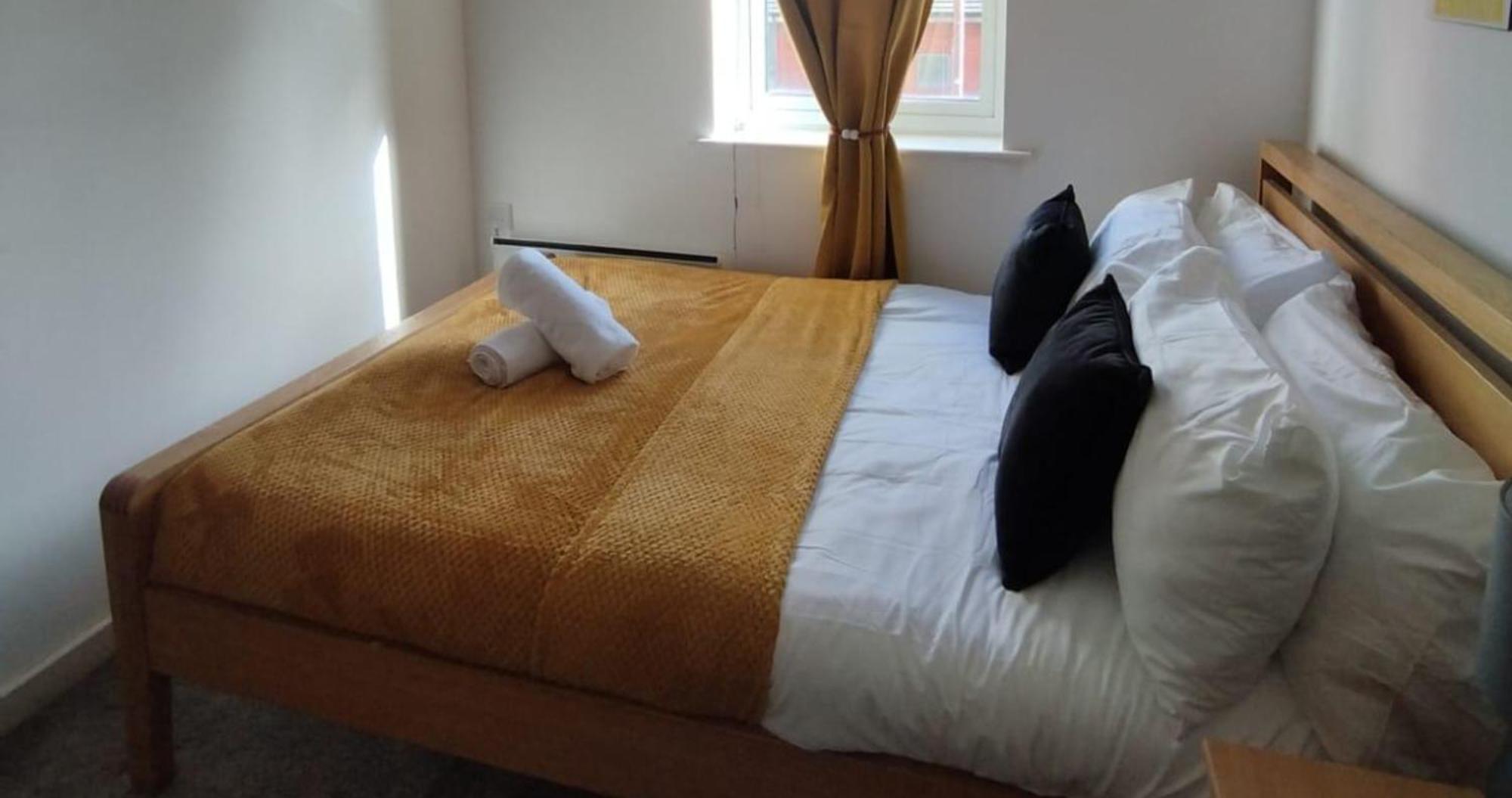 Business & Leisure City Centre 2 Bed En-Suite Apartment With Free Parking And Netflix Coventry Bagian luar foto