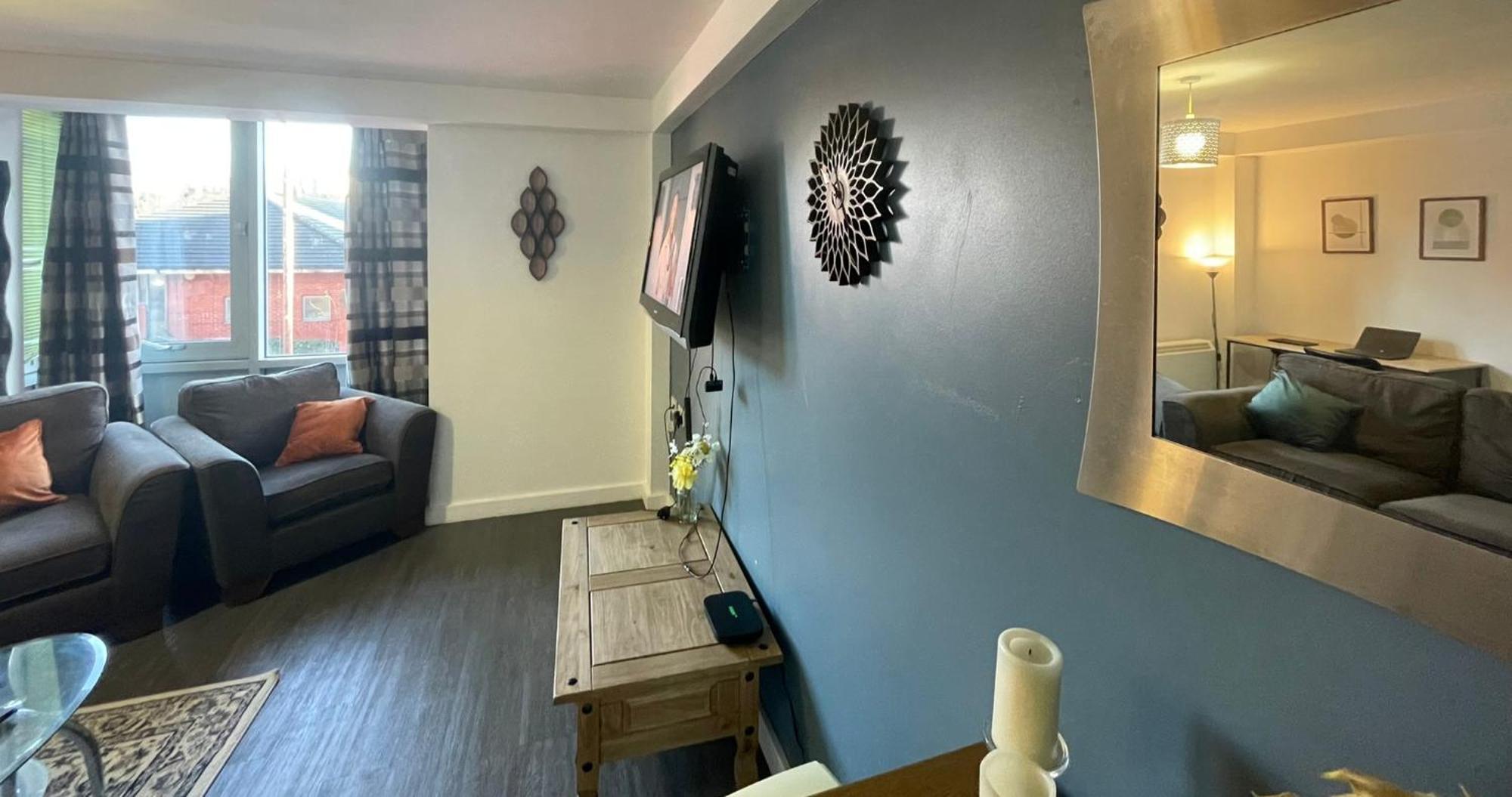 Business & Leisure City Centre 2 Bed En-Suite Apartment With Free Parking And Netflix Coventry Bagian luar foto