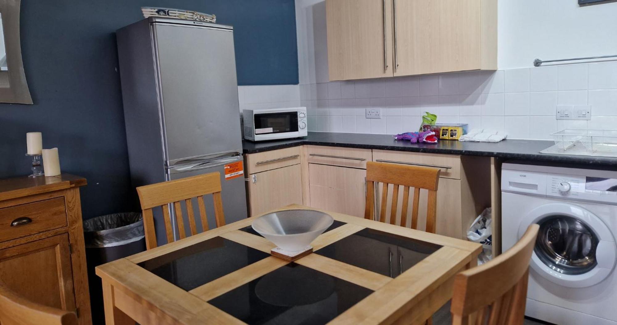 Business & Leisure City Centre 2 Bed En-Suite Apartment With Free Parking And Netflix Coventry Bagian luar foto