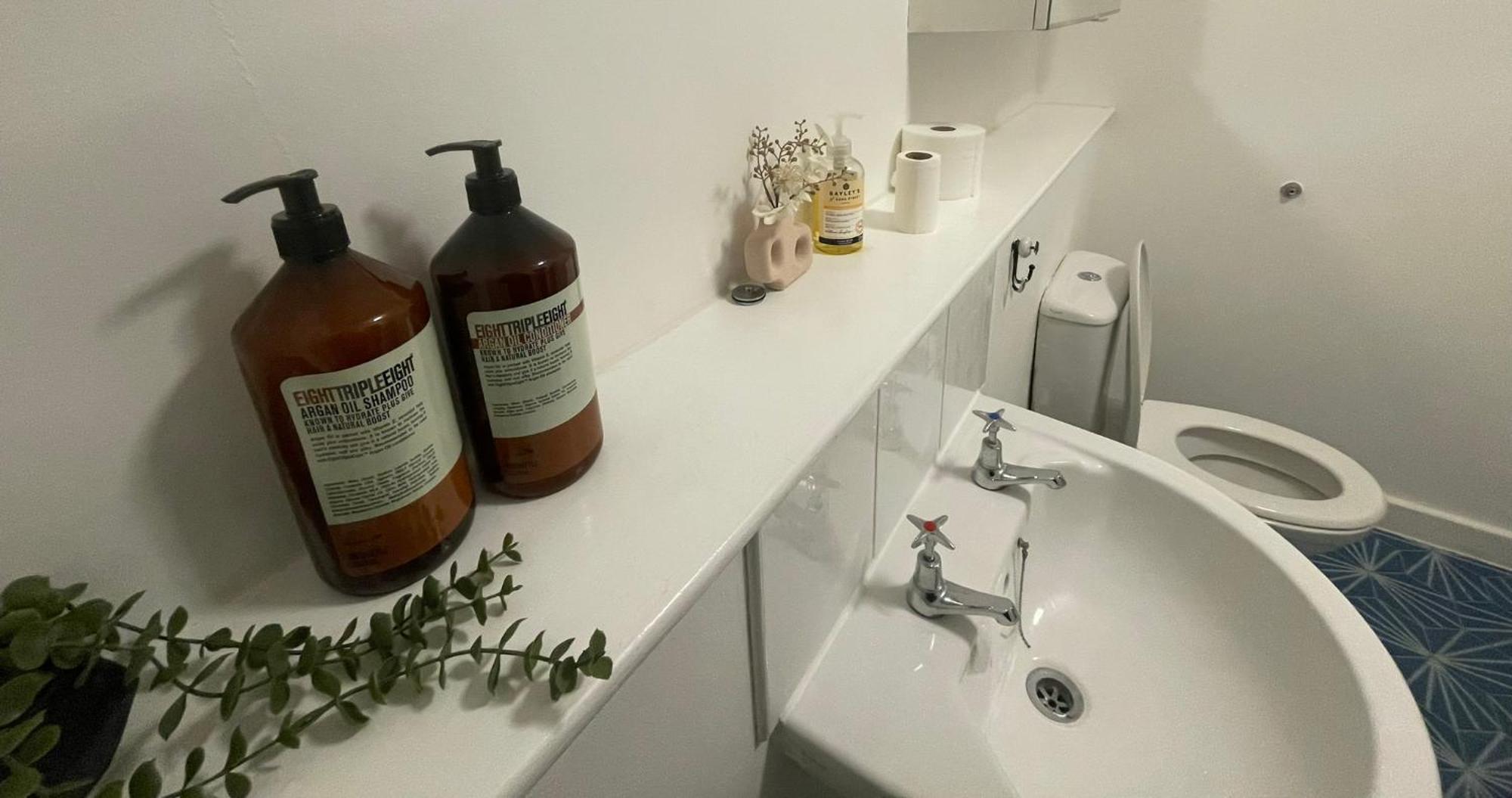 Business & Leisure City Centre 2 Bed En-Suite Apartment With Free Parking And Netflix Coventry Bagian luar foto