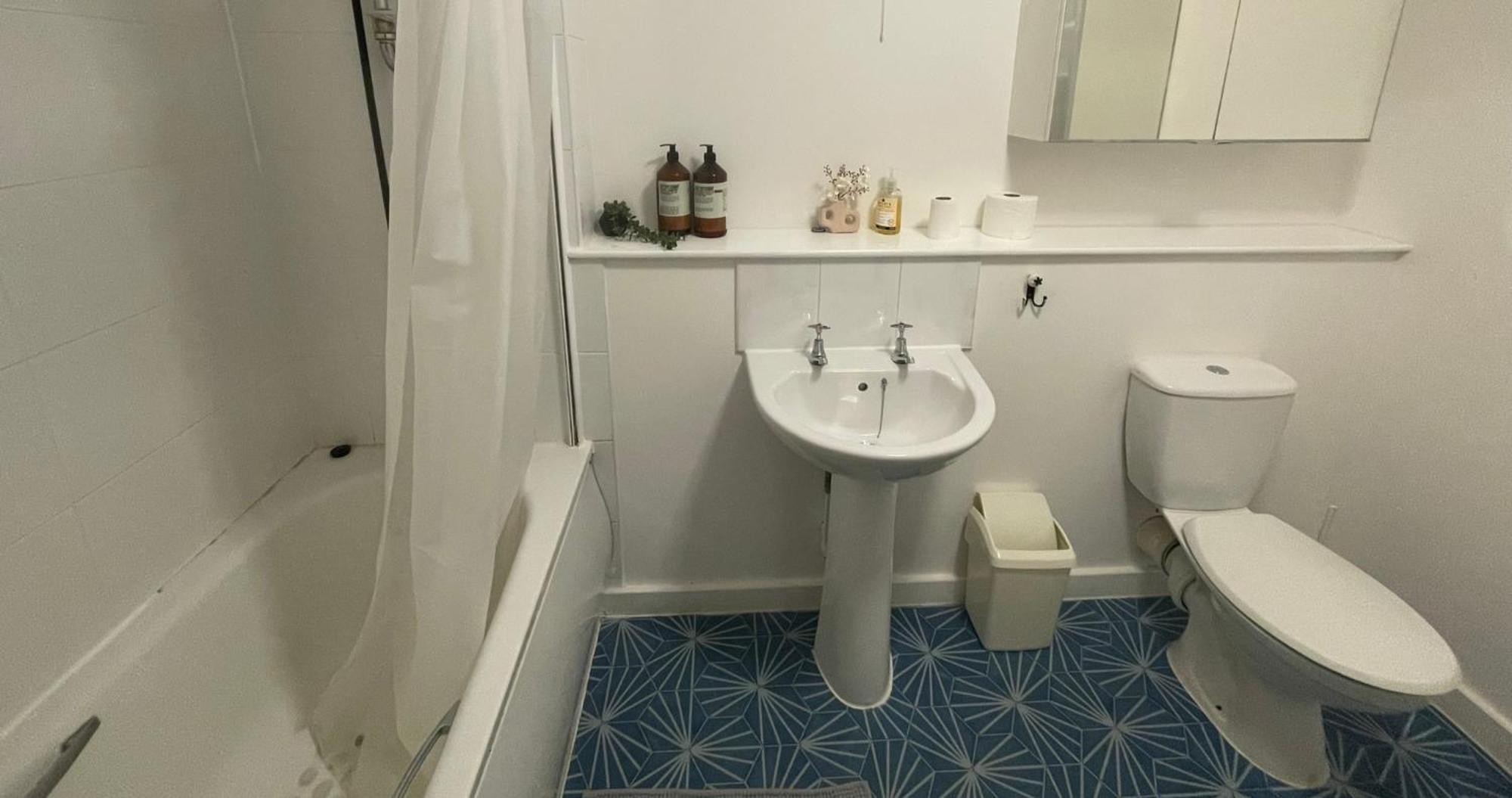 Business & Leisure City Centre 2 Bed En-Suite Apartment With Free Parking And Netflix Coventry Bagian luar foto